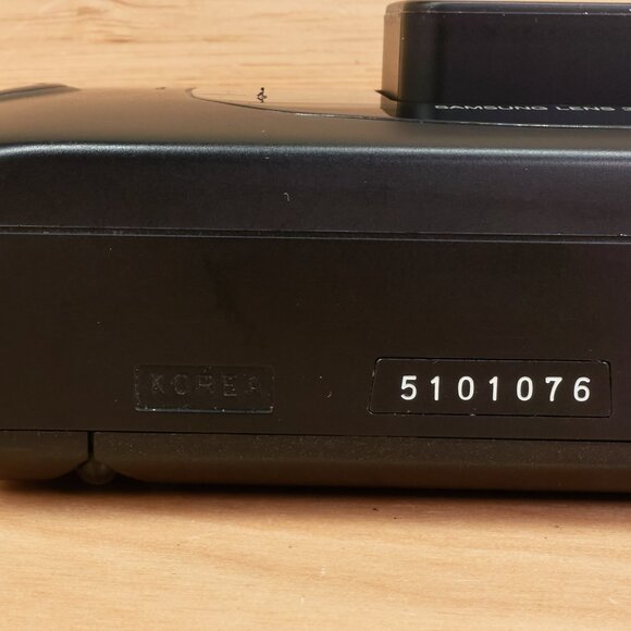 Samsung AF-Slim R 35mm Point & Shoot Film Camera / Tested & Working - Picture 7 of 9